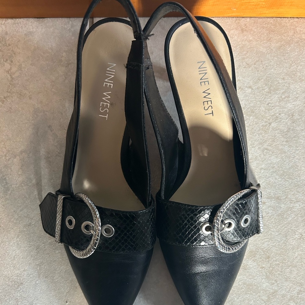 Elegant Black Slingback Heels - Picture 8 of 8